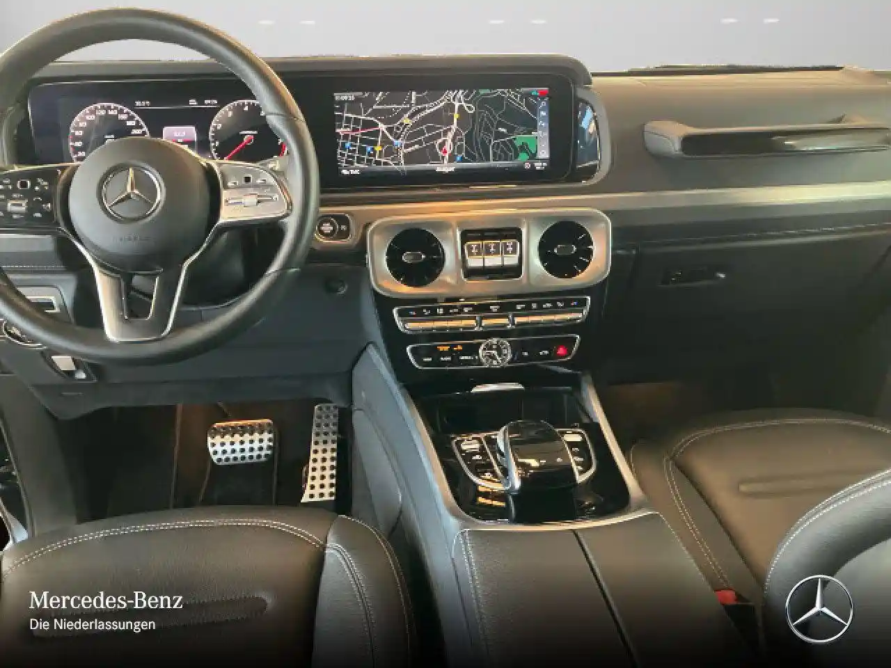 Mercedes-Benz G 500