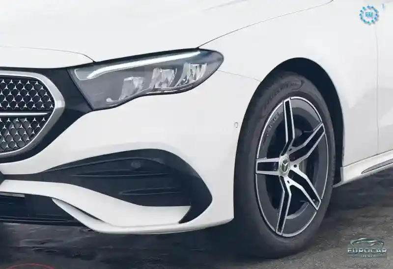 Mercedes-Benz E 300
