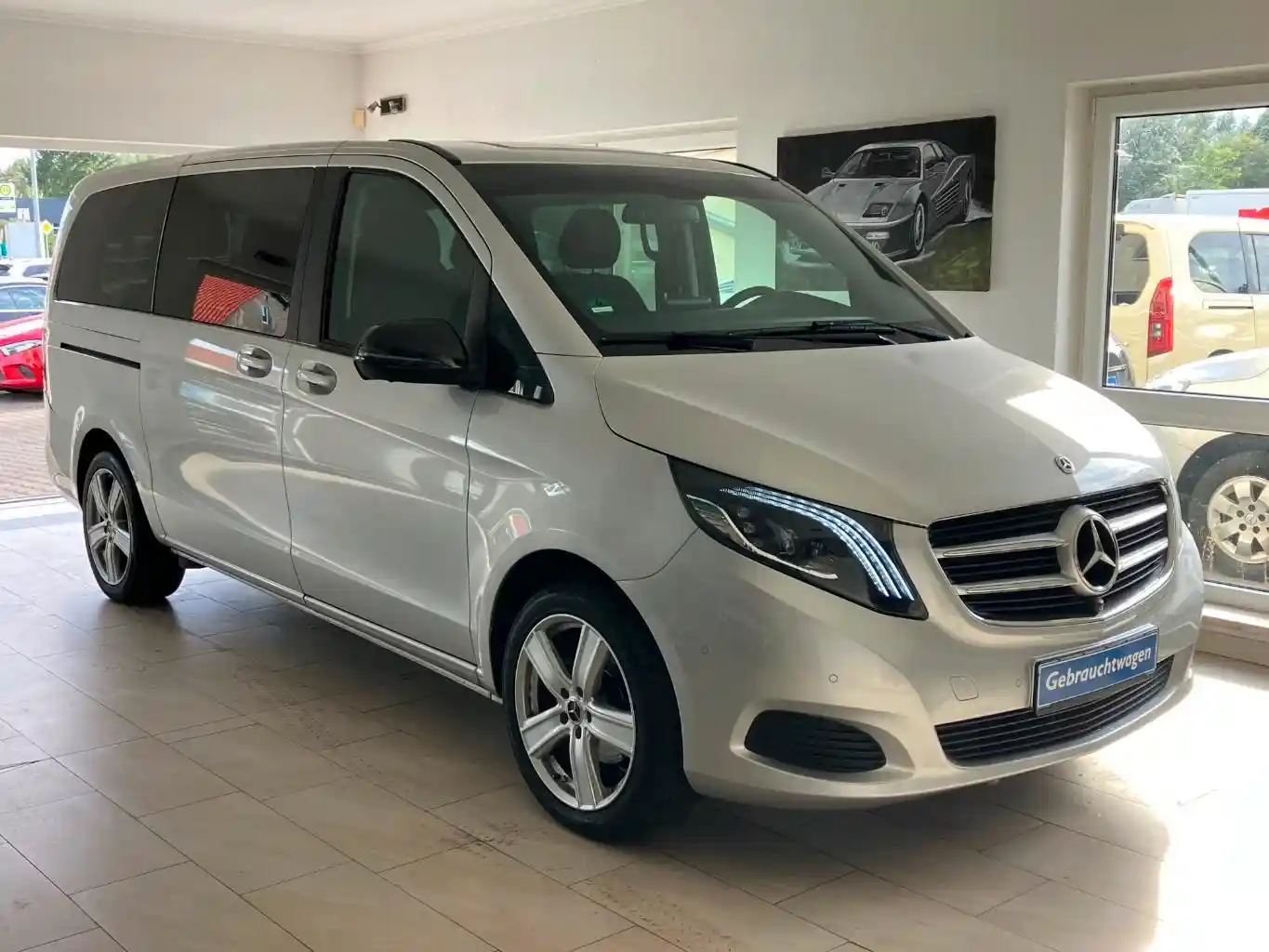 Mercedes-Benz V 200