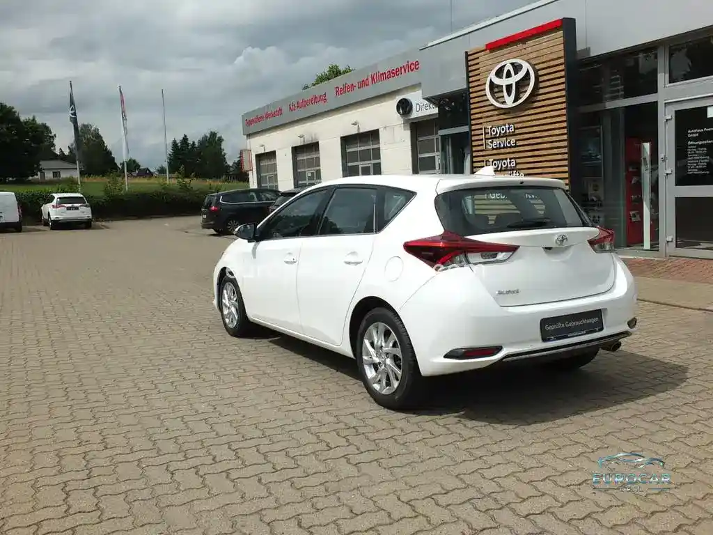 Toyota Auris