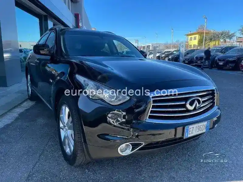 Infiniti QX70