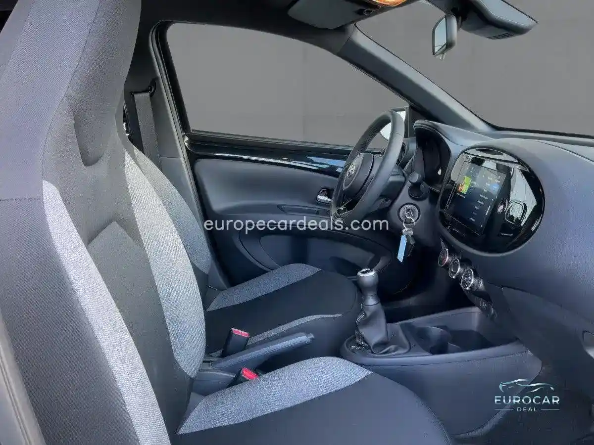 Toyota Aygo (X)