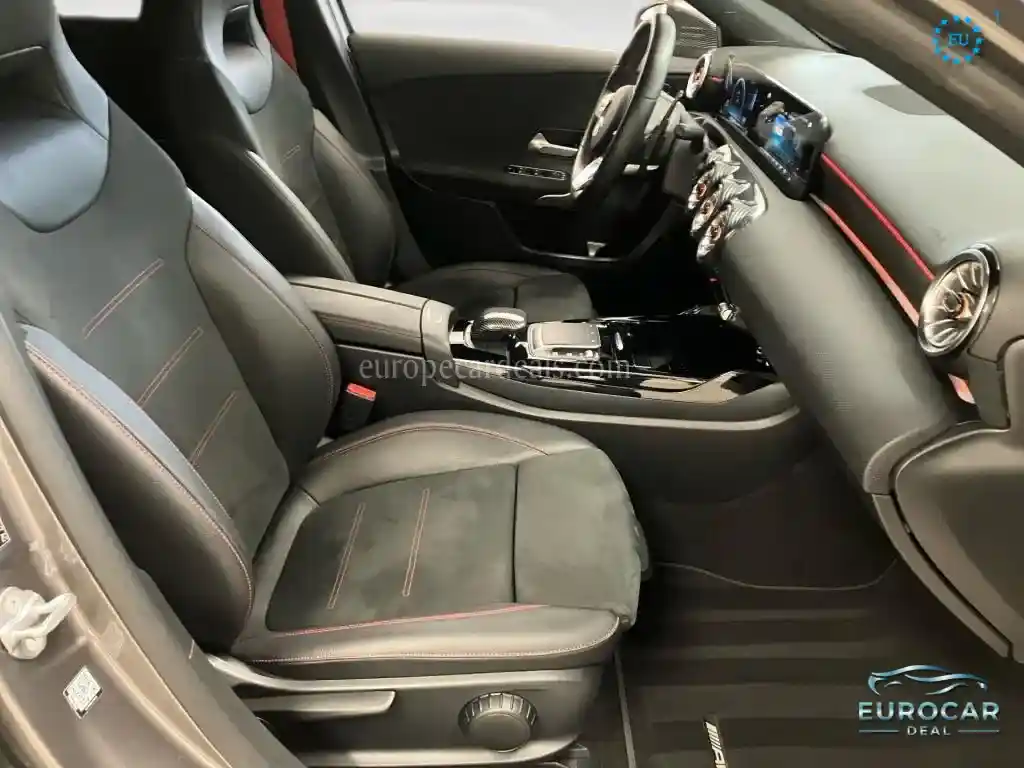 Mercedes-Benz A 35 AMG