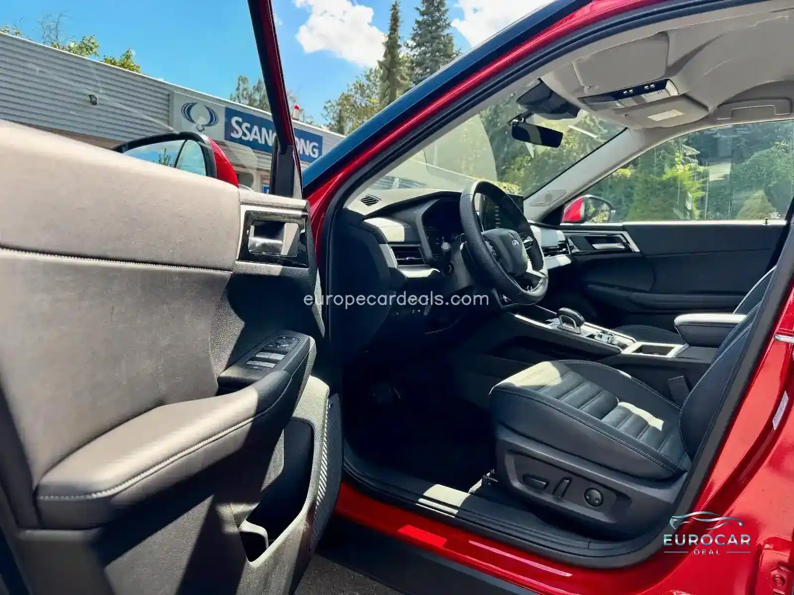 Mitsubishi Plug-in Hybrid Outlander