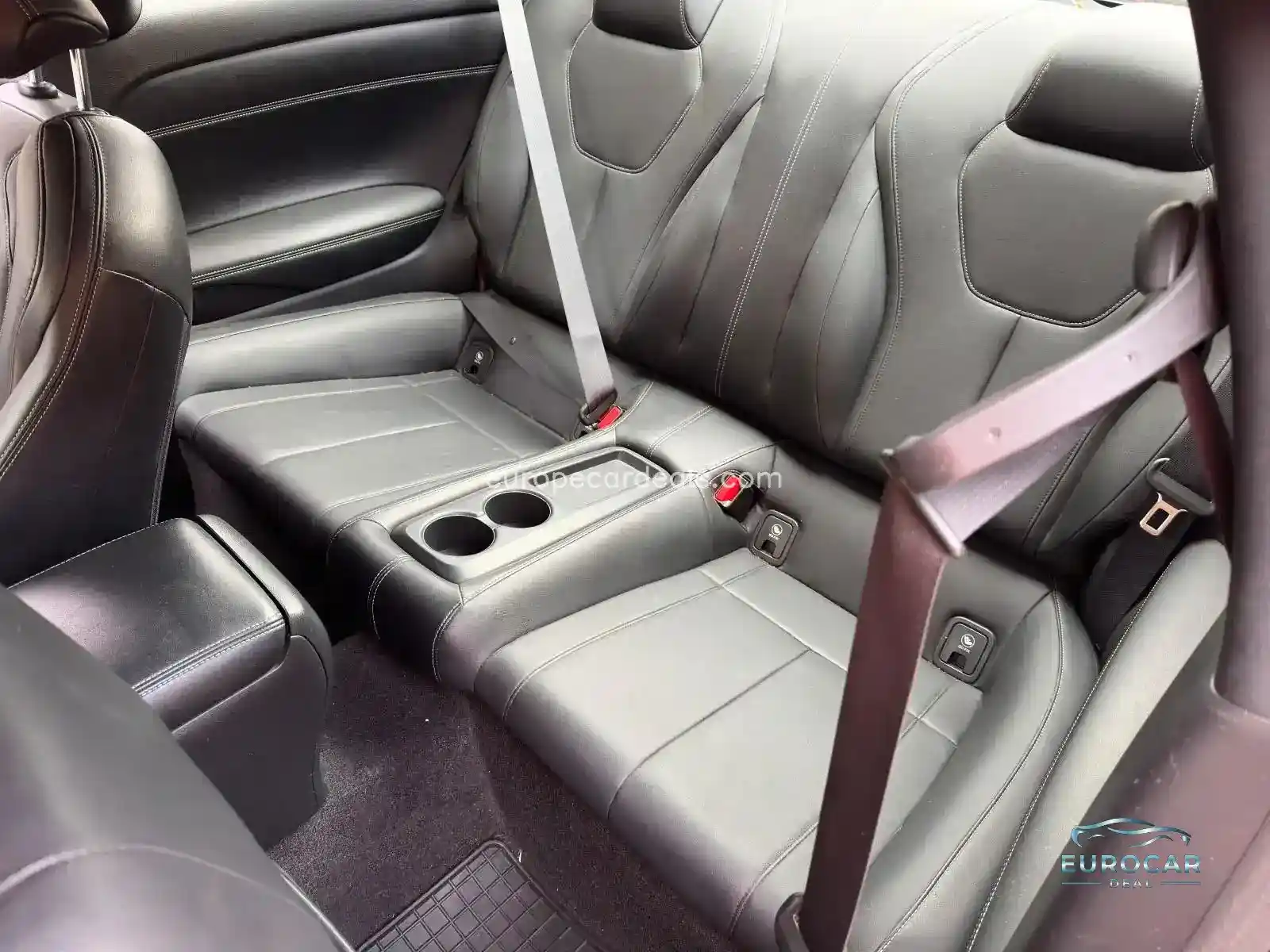 Infiniti Q60