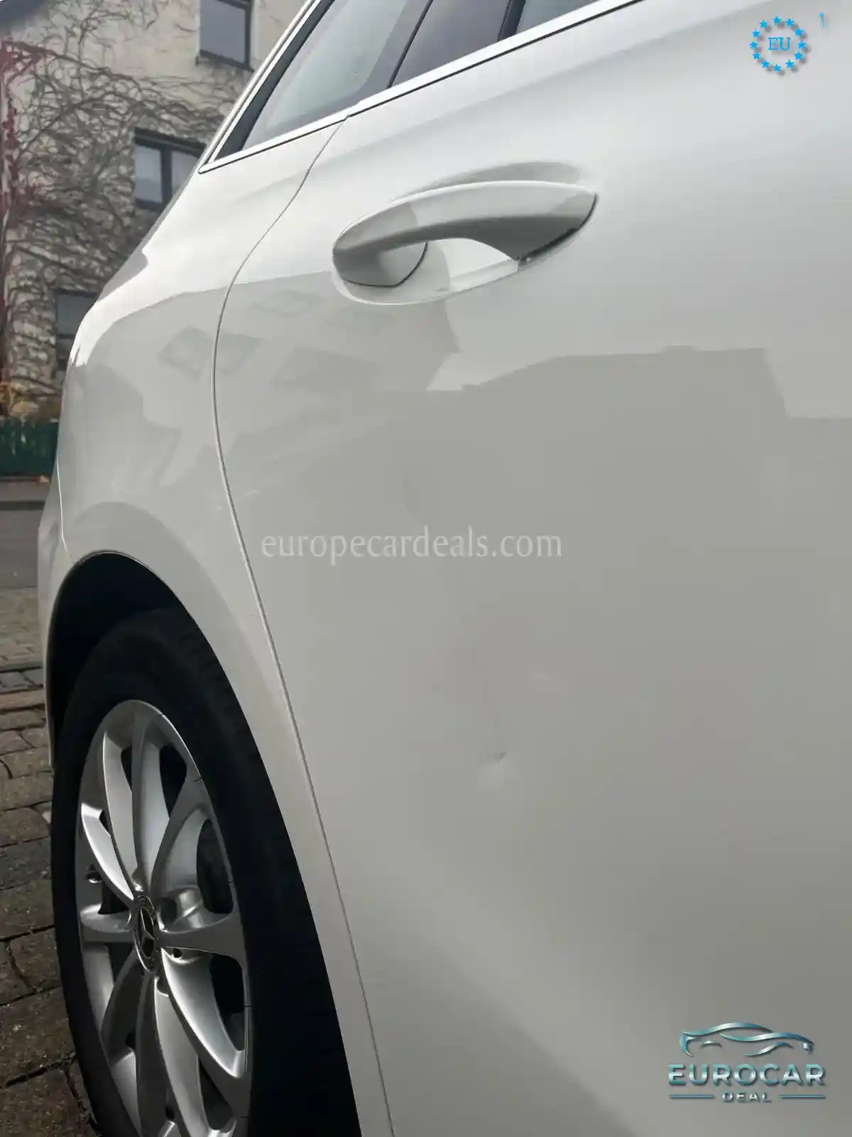 Mercedes-Benz B 220