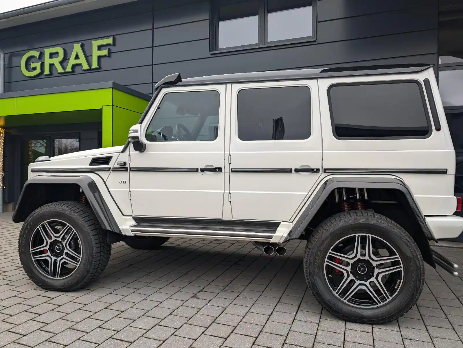Mercedes-Benz G 500