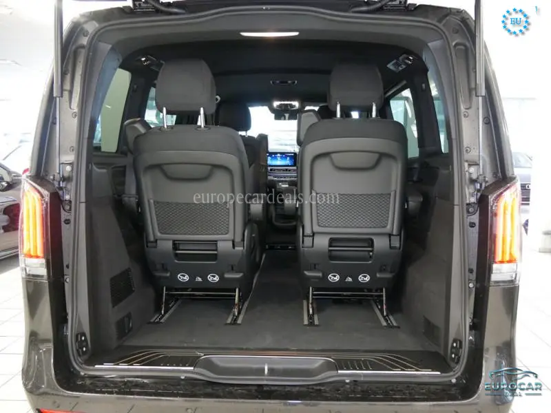 Mercedes-Benz V 220