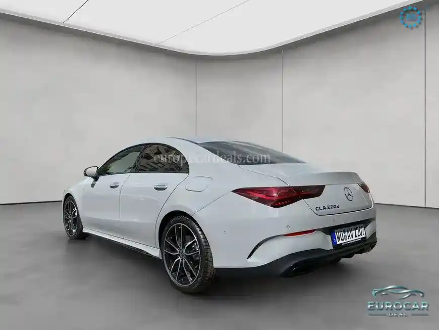 Mercedes-Benz CLA 220