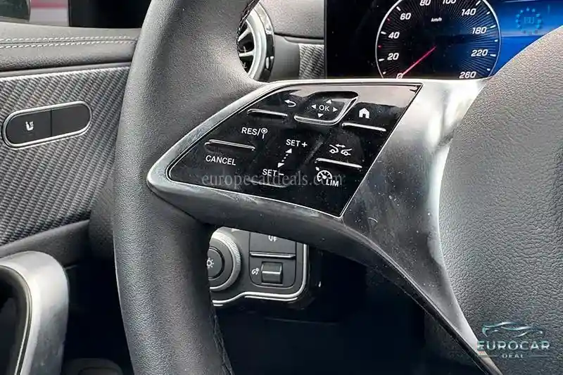 Mercedes-Benz CLA 180