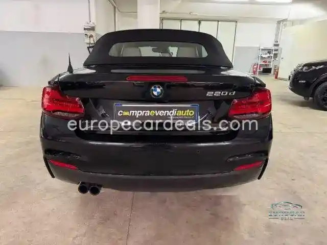 BMW 220