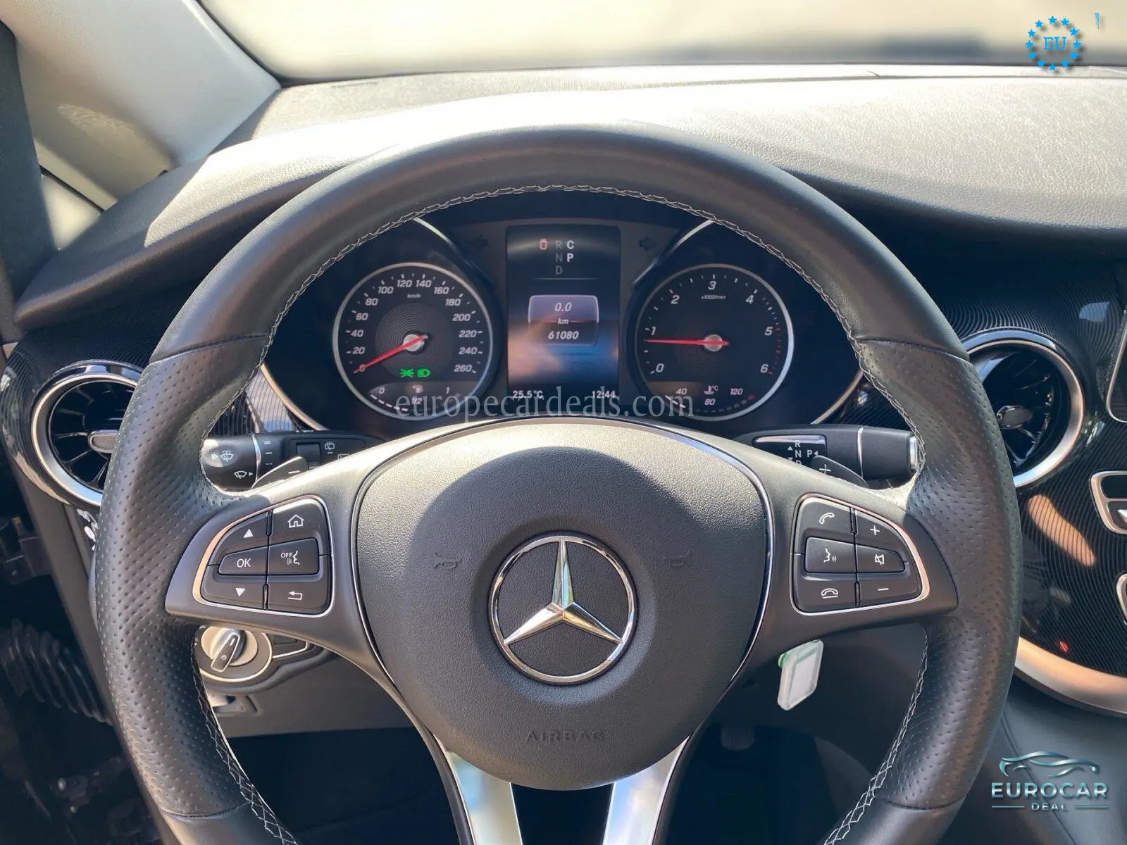 Mercedes-Benz V 220