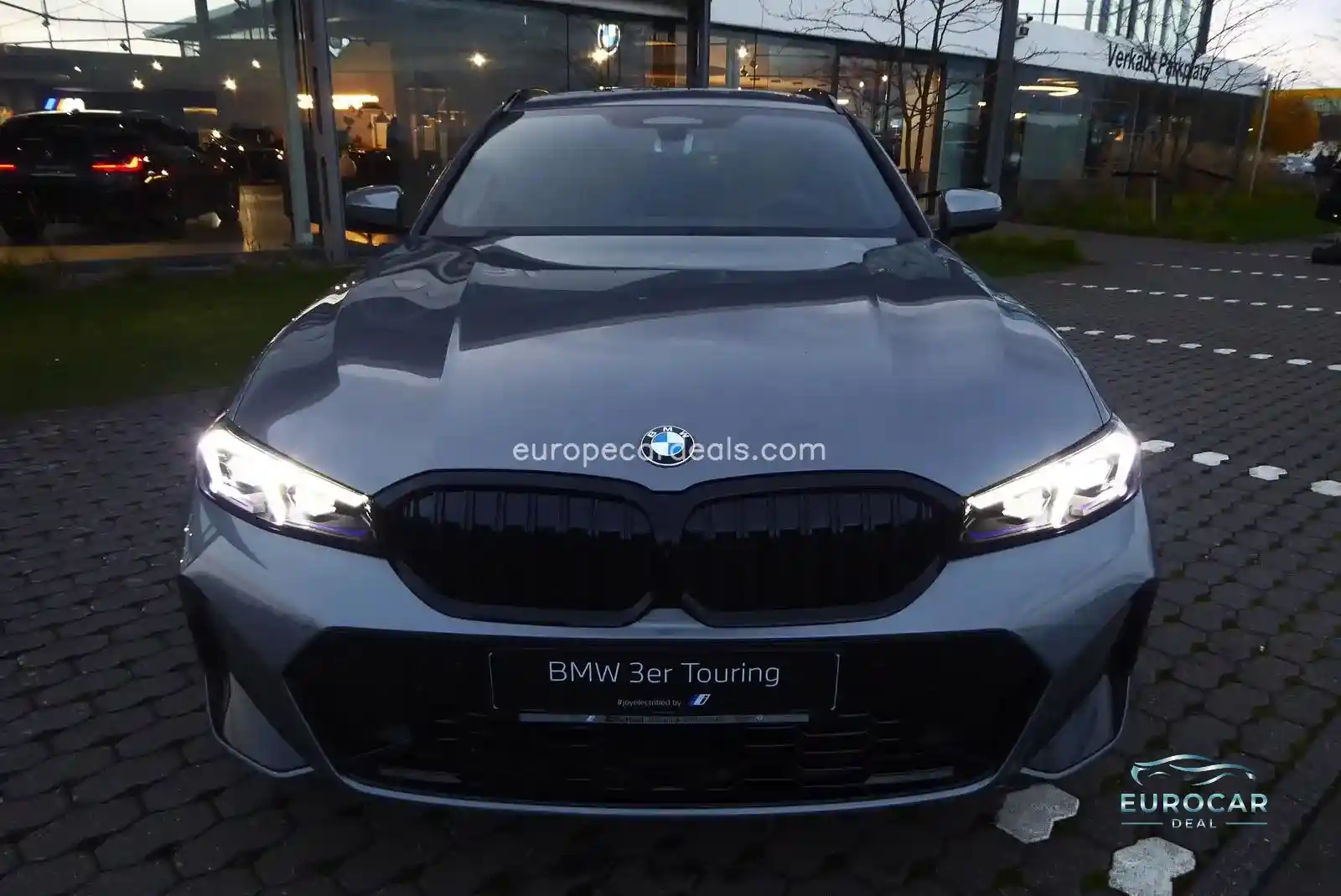 BMW 330