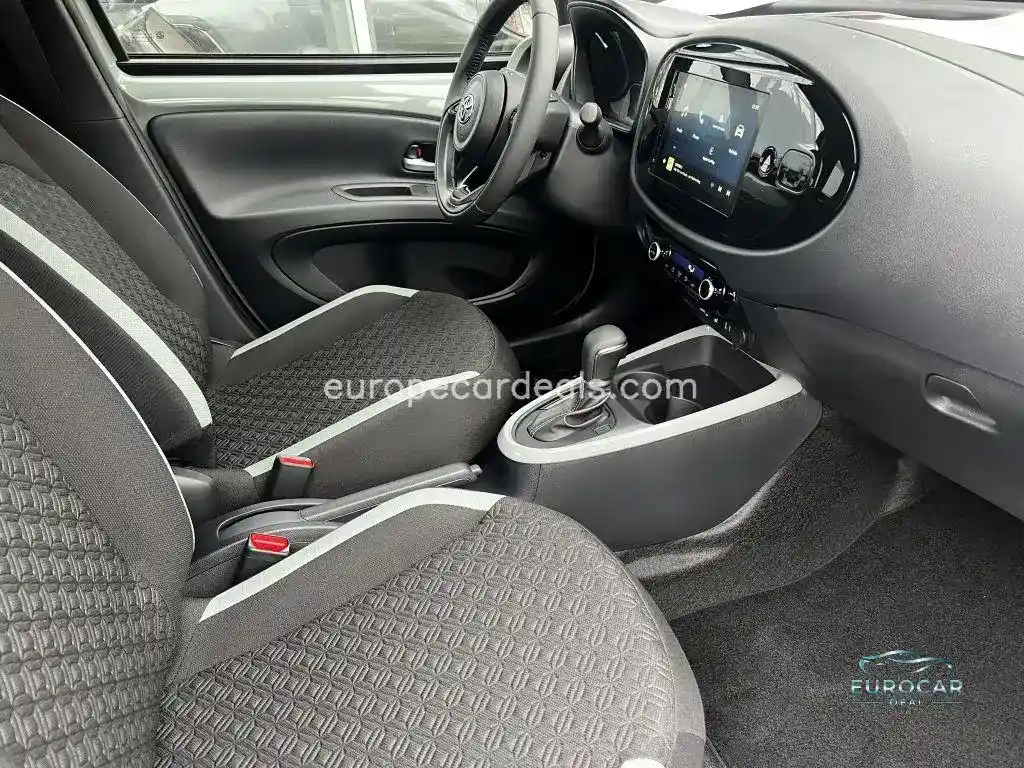 Toyota Aygo (X)