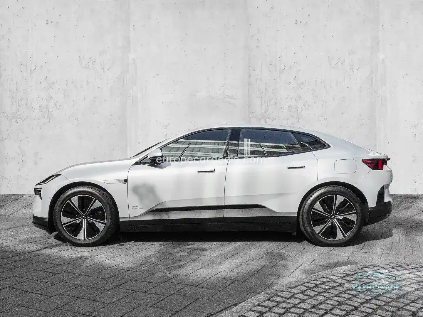 Polestar 4