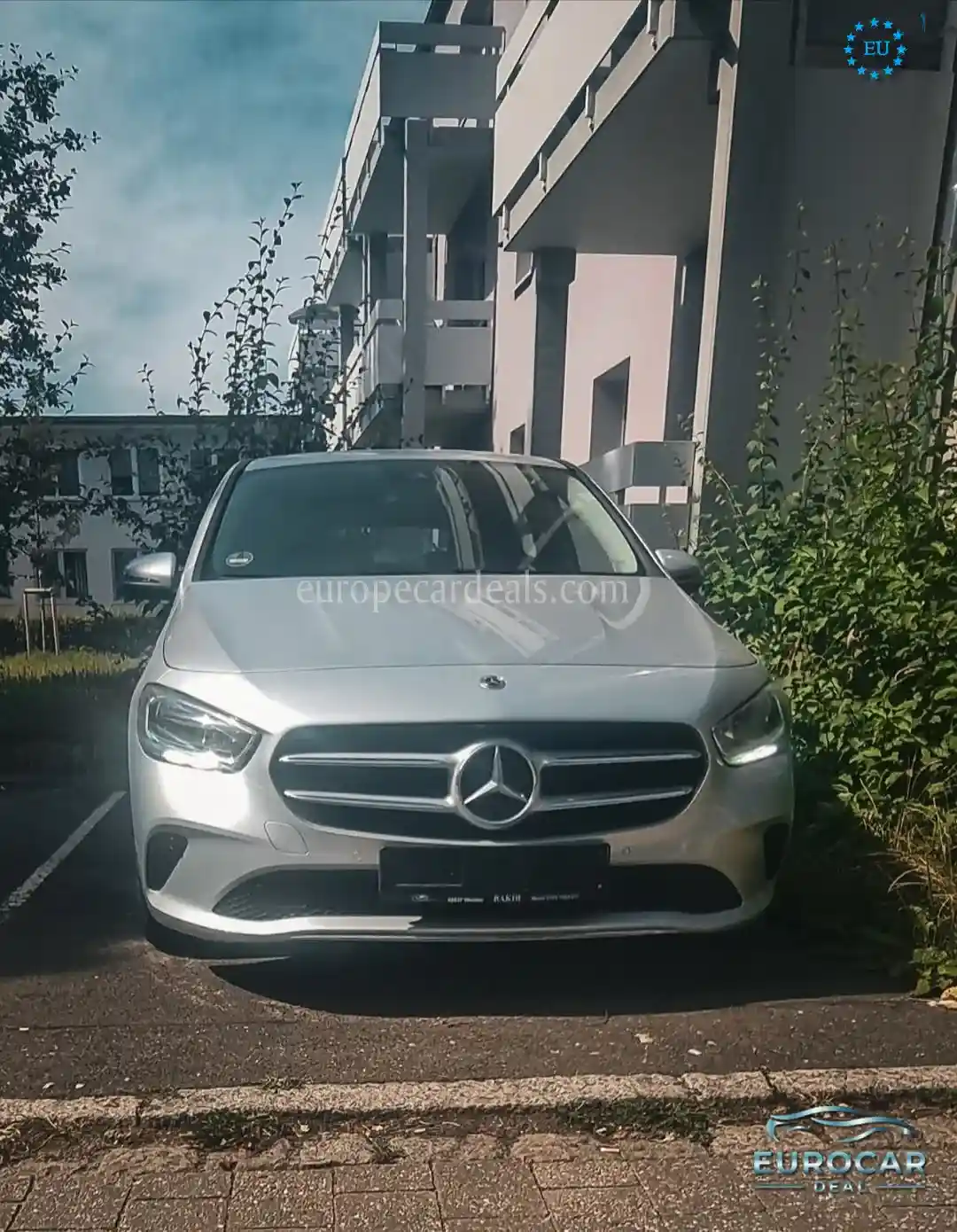 Mercedes-Benz B 180