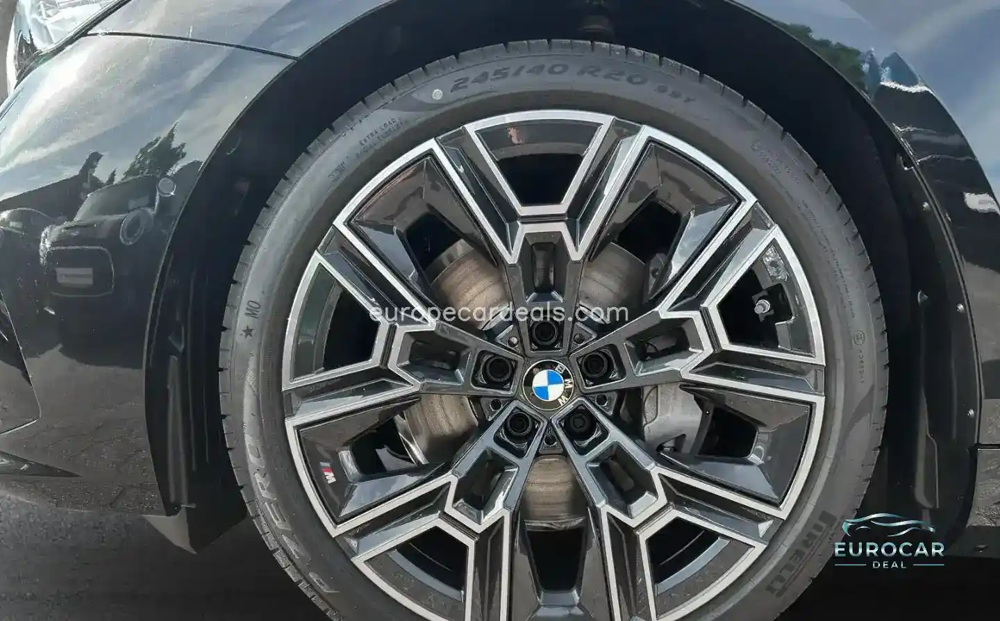 BMW i5