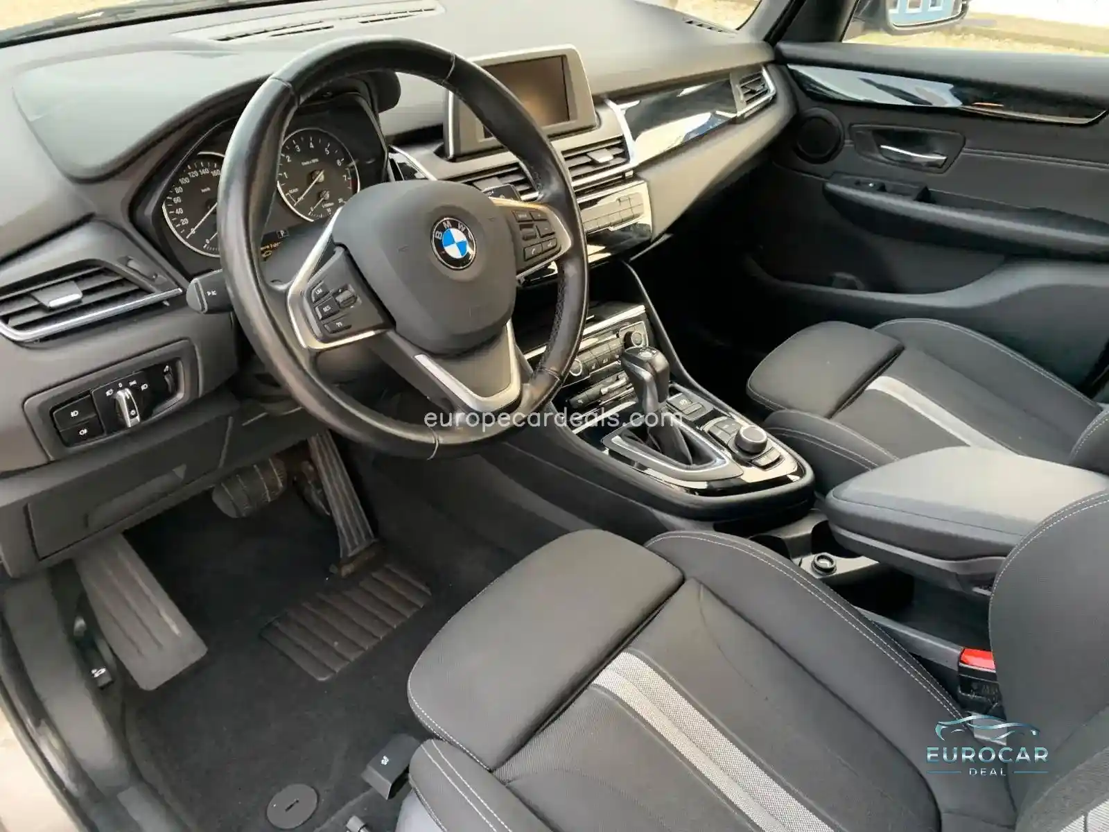 BMW 218