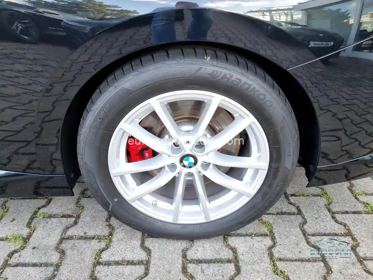 BMW 230