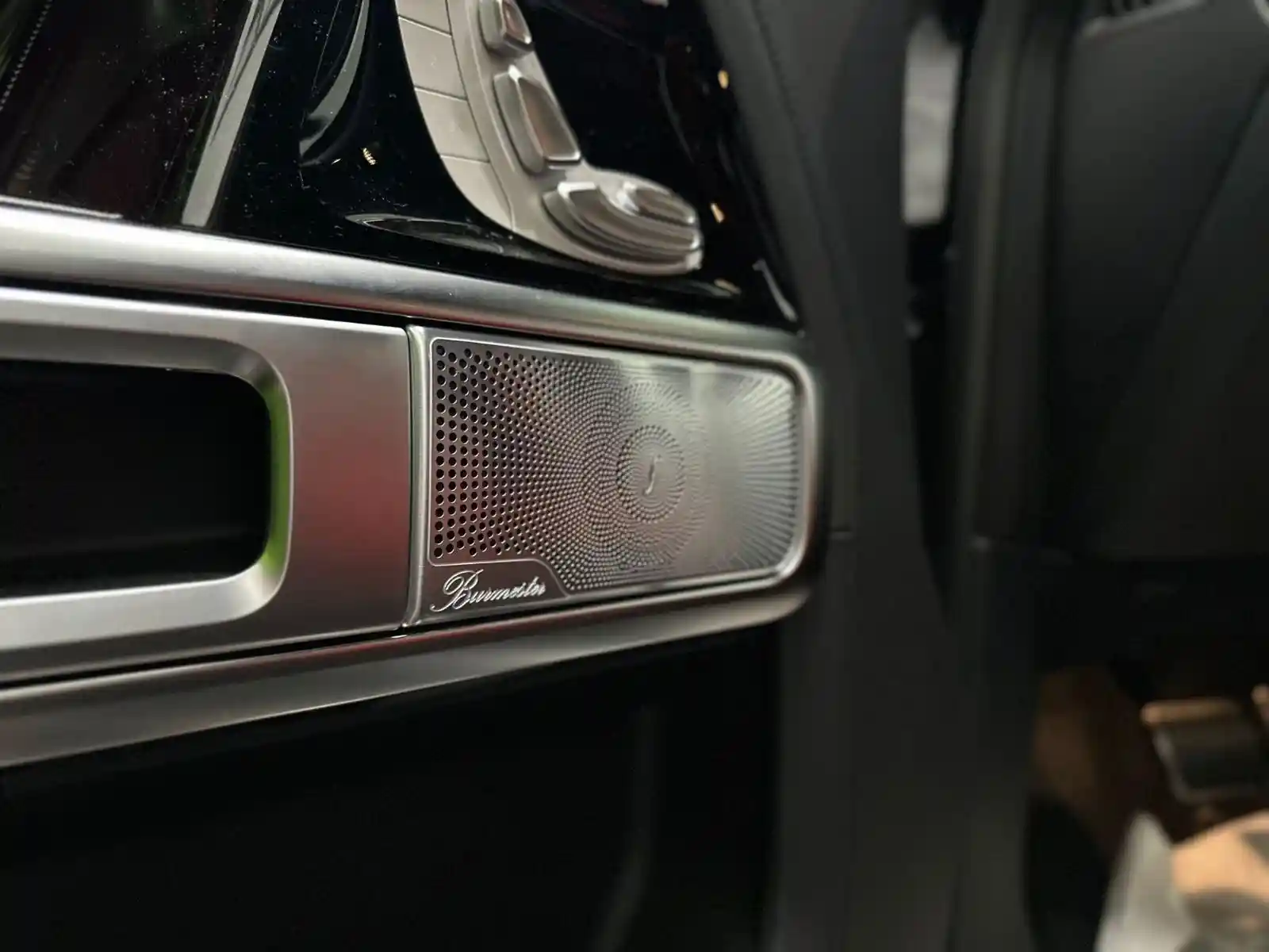 Mercedes-Benz G 500