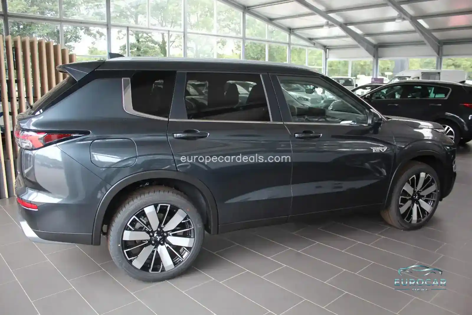 Mitsubishi Plug-in Hybrid Outlander