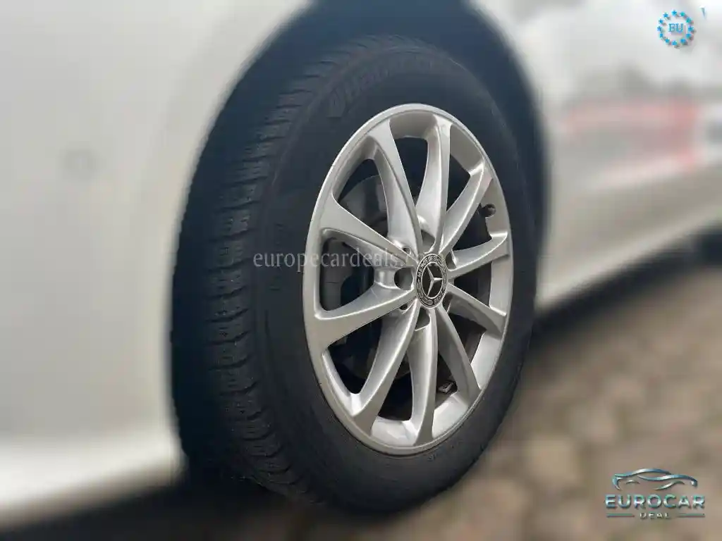 Mercedes-Benz CLA 200 Shooting Brake