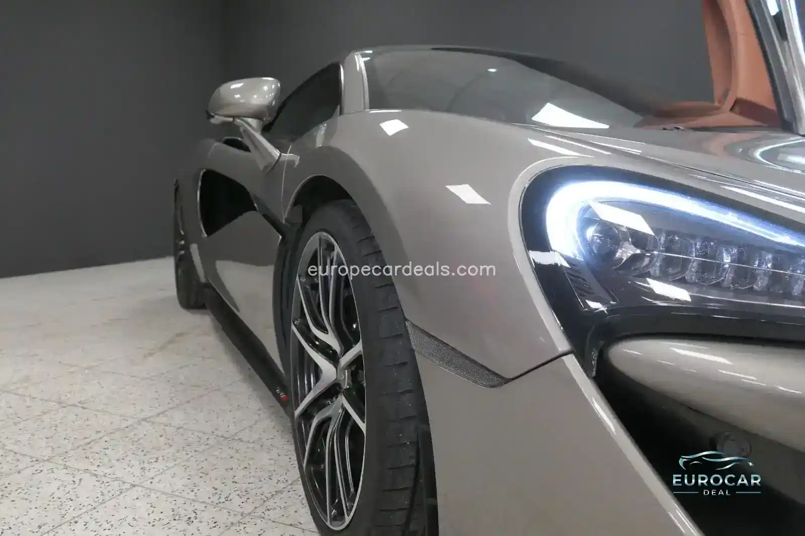 McLaren 570S