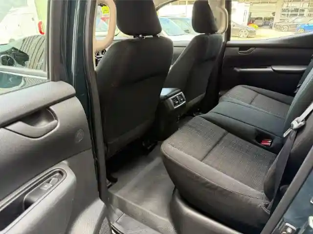 Mercedes-Benz X 220