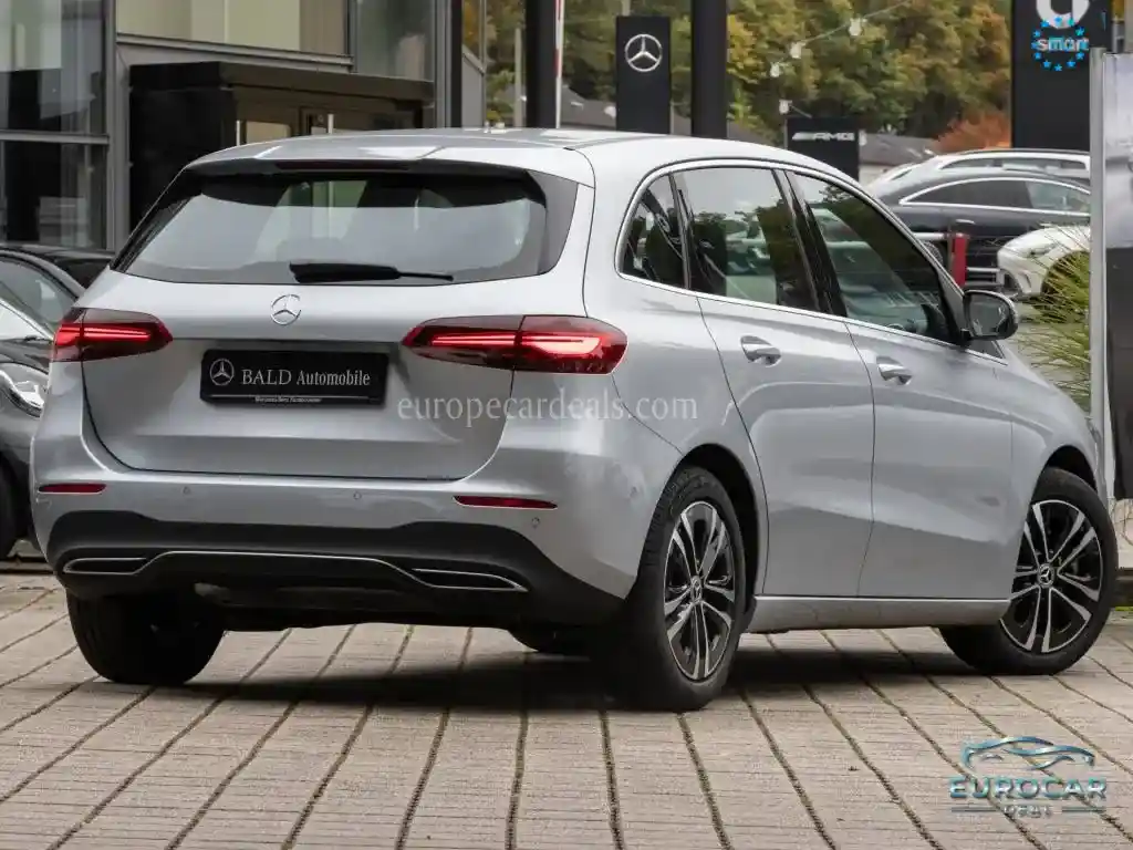 Mercedes-Benz B 200