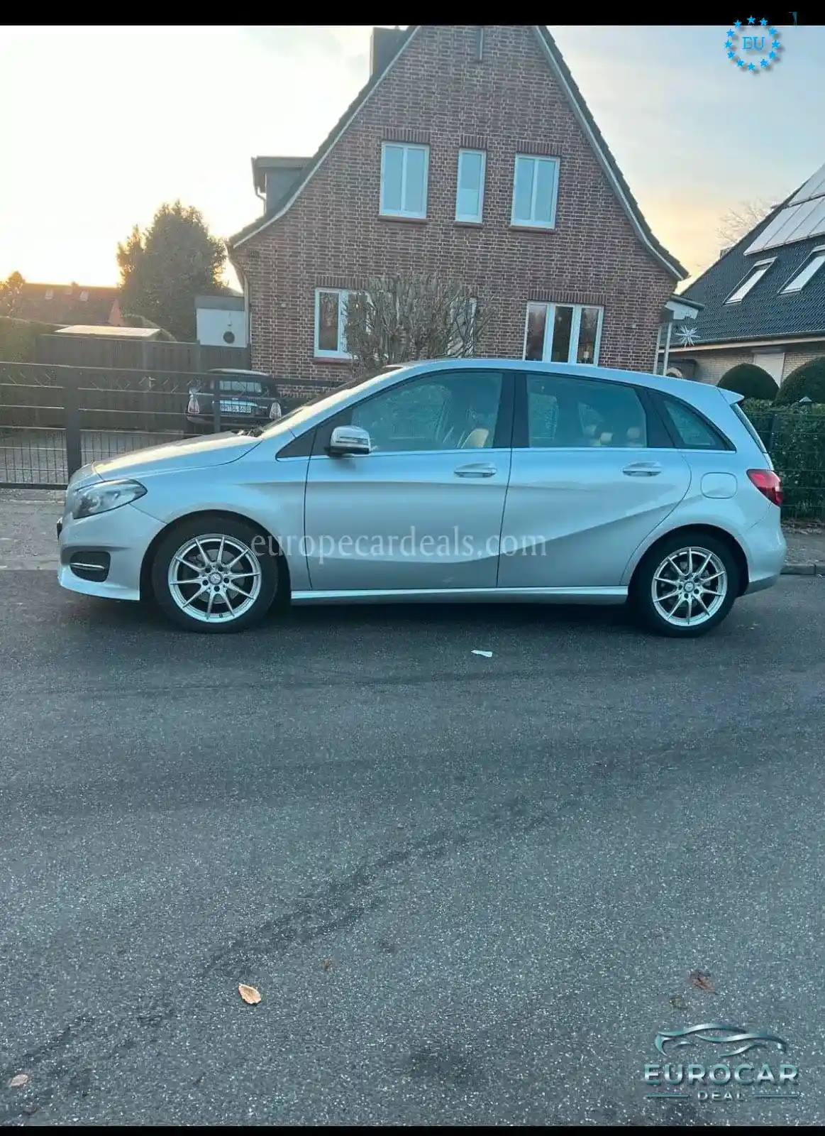 Mercedes-Benz B 180