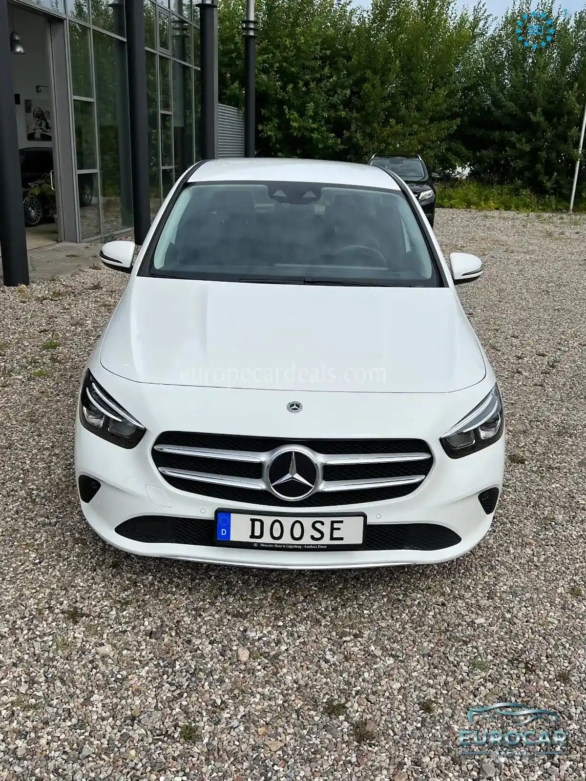 Mercedes-Benz B 180