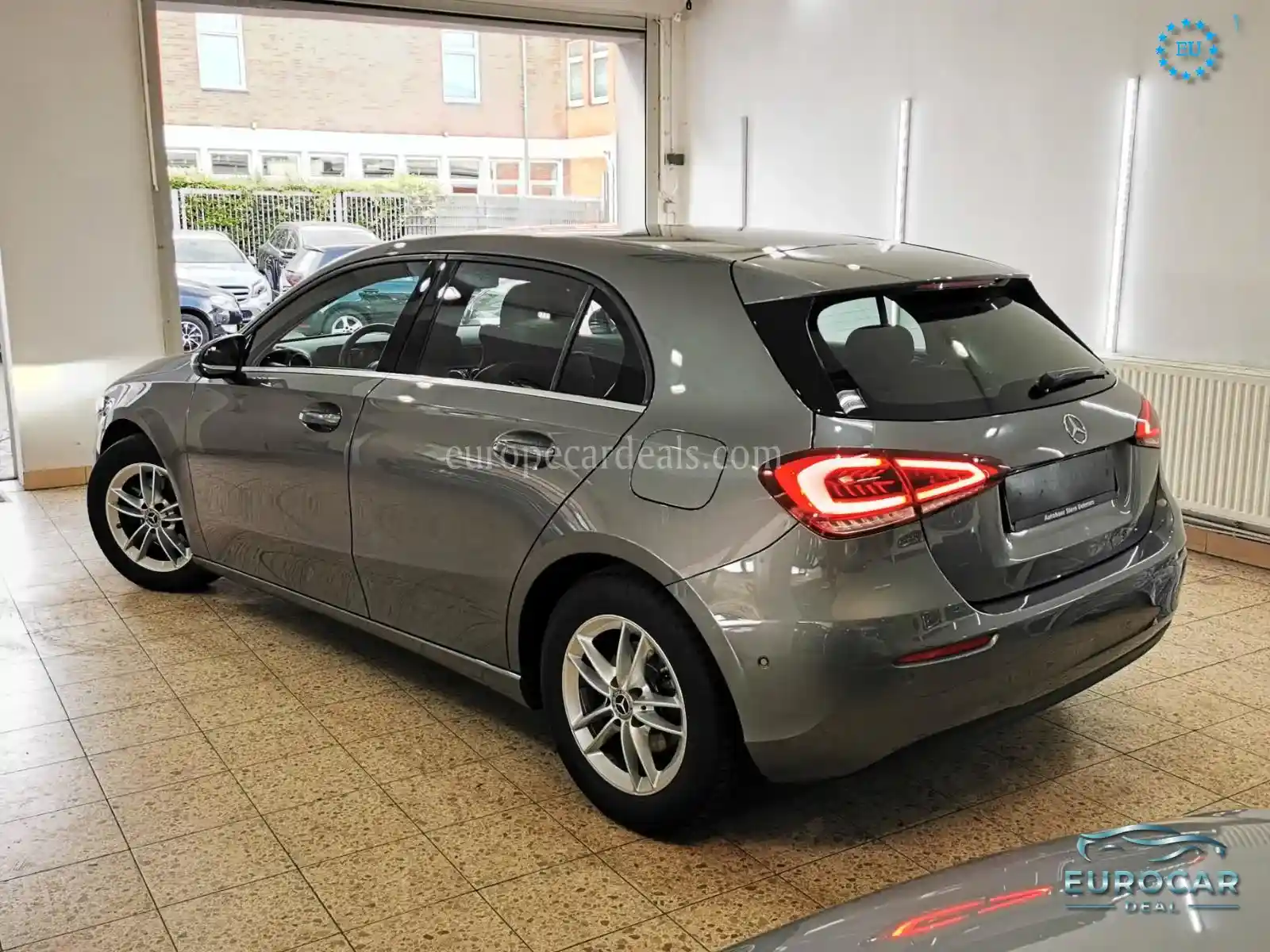 Mercedes-Benz A 180