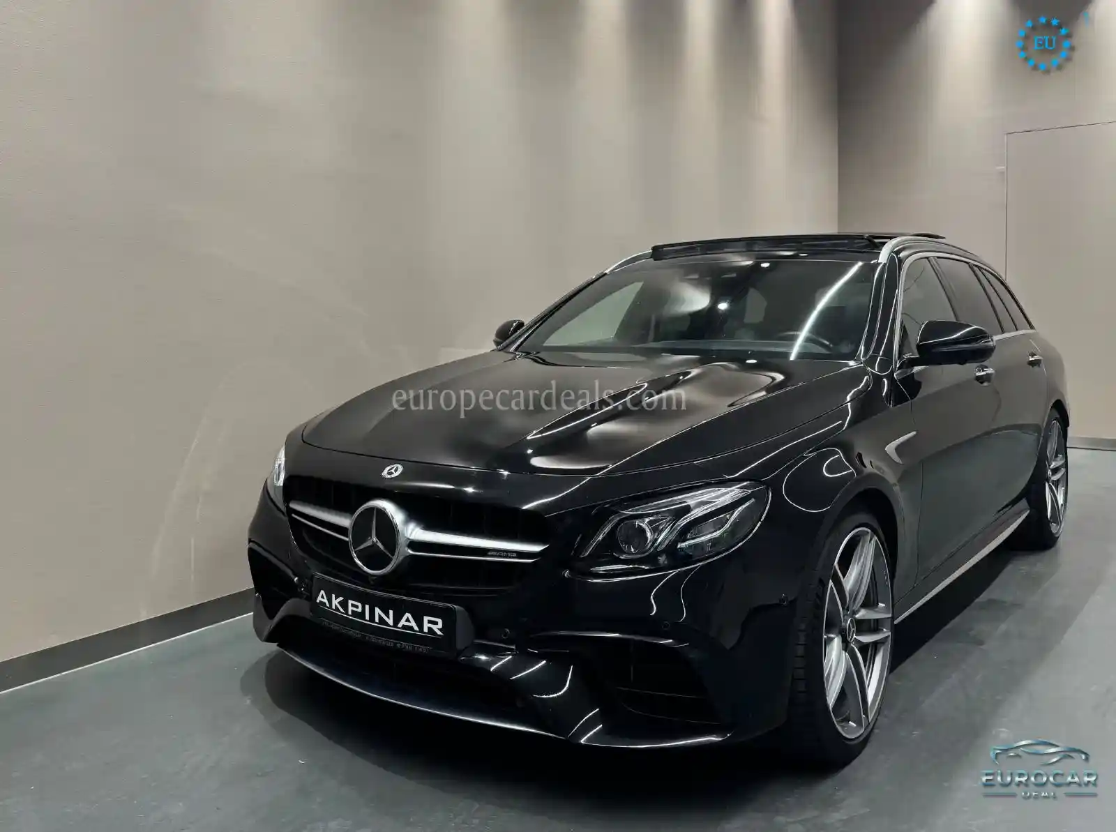 Mercedes-Benz E 63 AMG