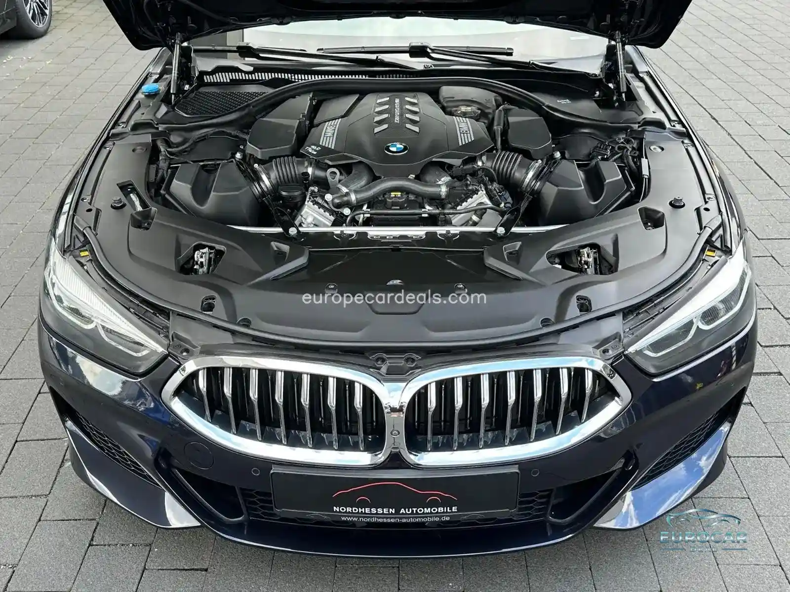 BMW M850