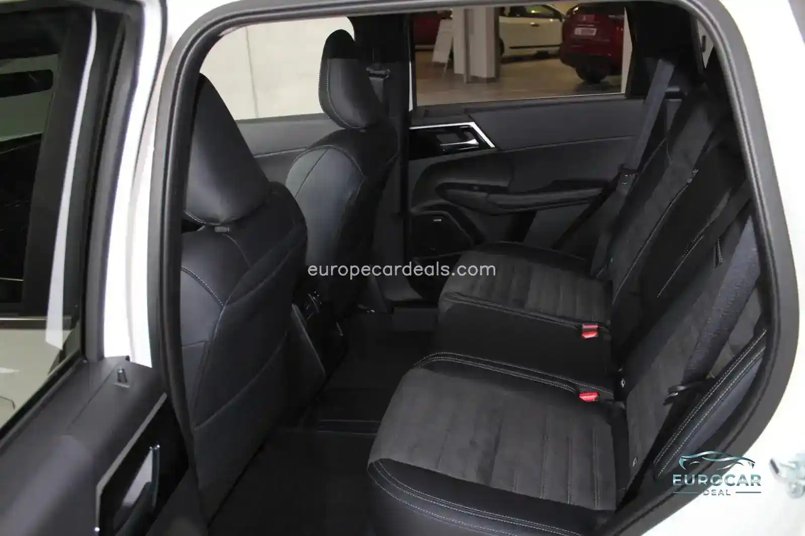 Mitsubishi Plug-in Hybrid Outlander