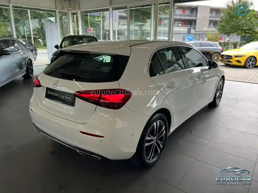 Mercedes-Benz A 180