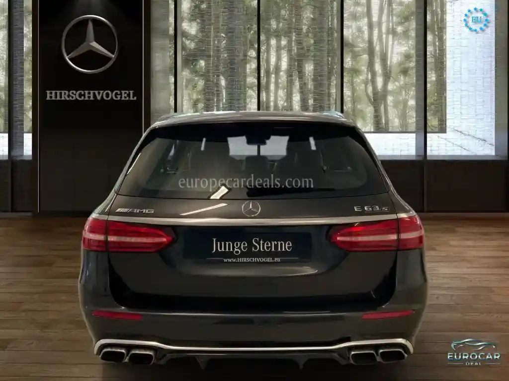 Mercedes-Benz E 63 AMG