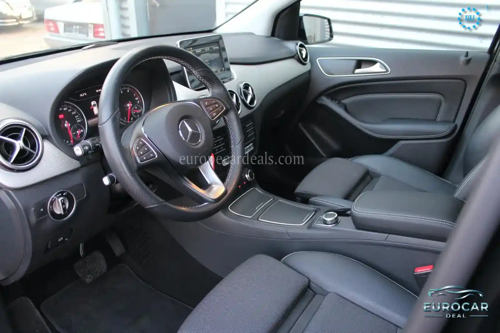 Mercedes-Benz B 200
