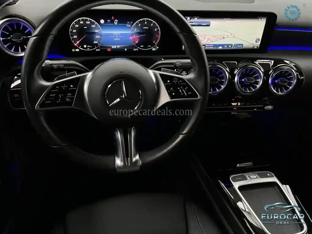 Mercedes-Benz A 220