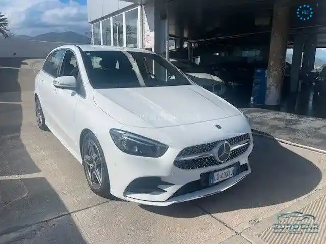 Mercedes-Benz B 180
