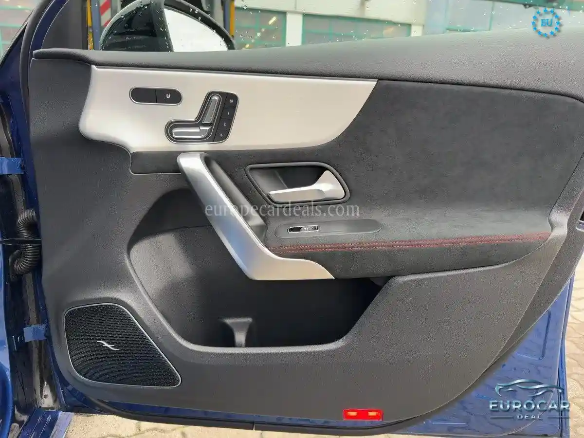 Mercedes-Benz A 45 AMG