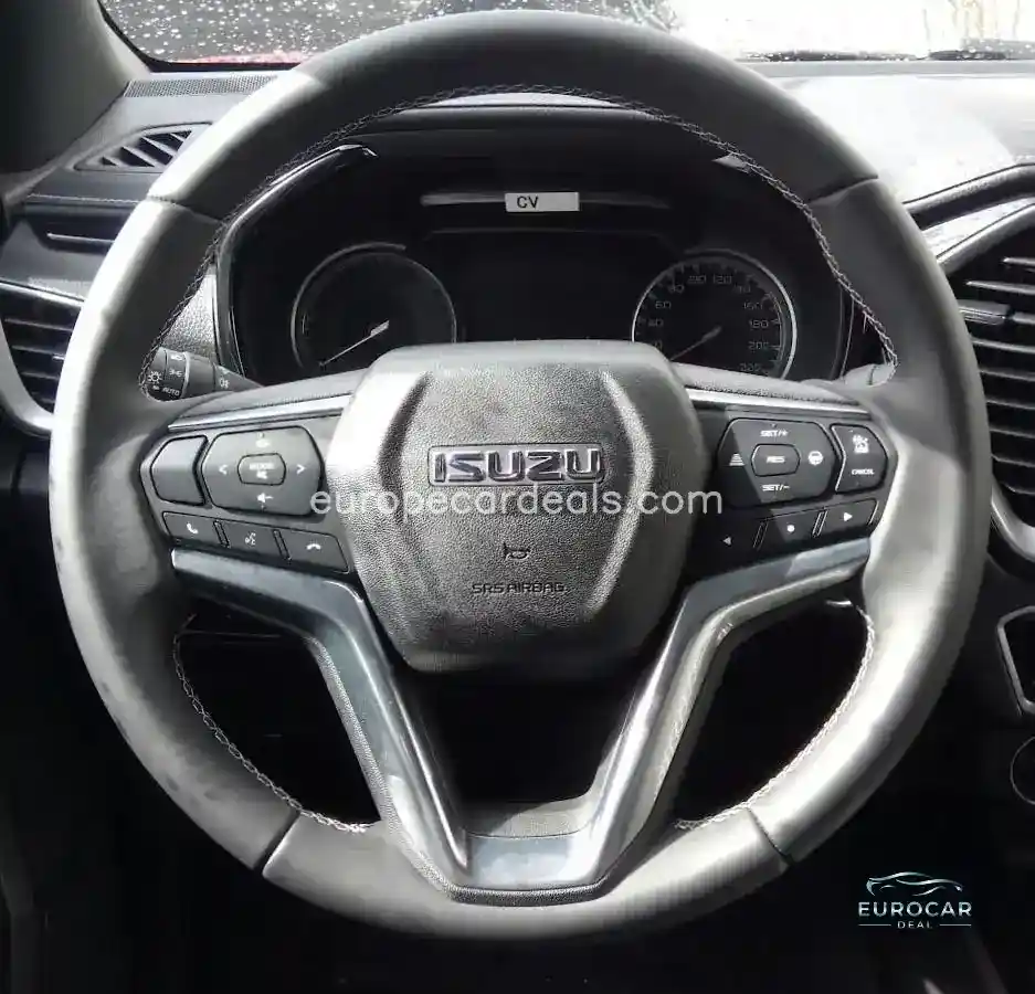 Double Cab 4WD Autm. V-Cross *AHK*