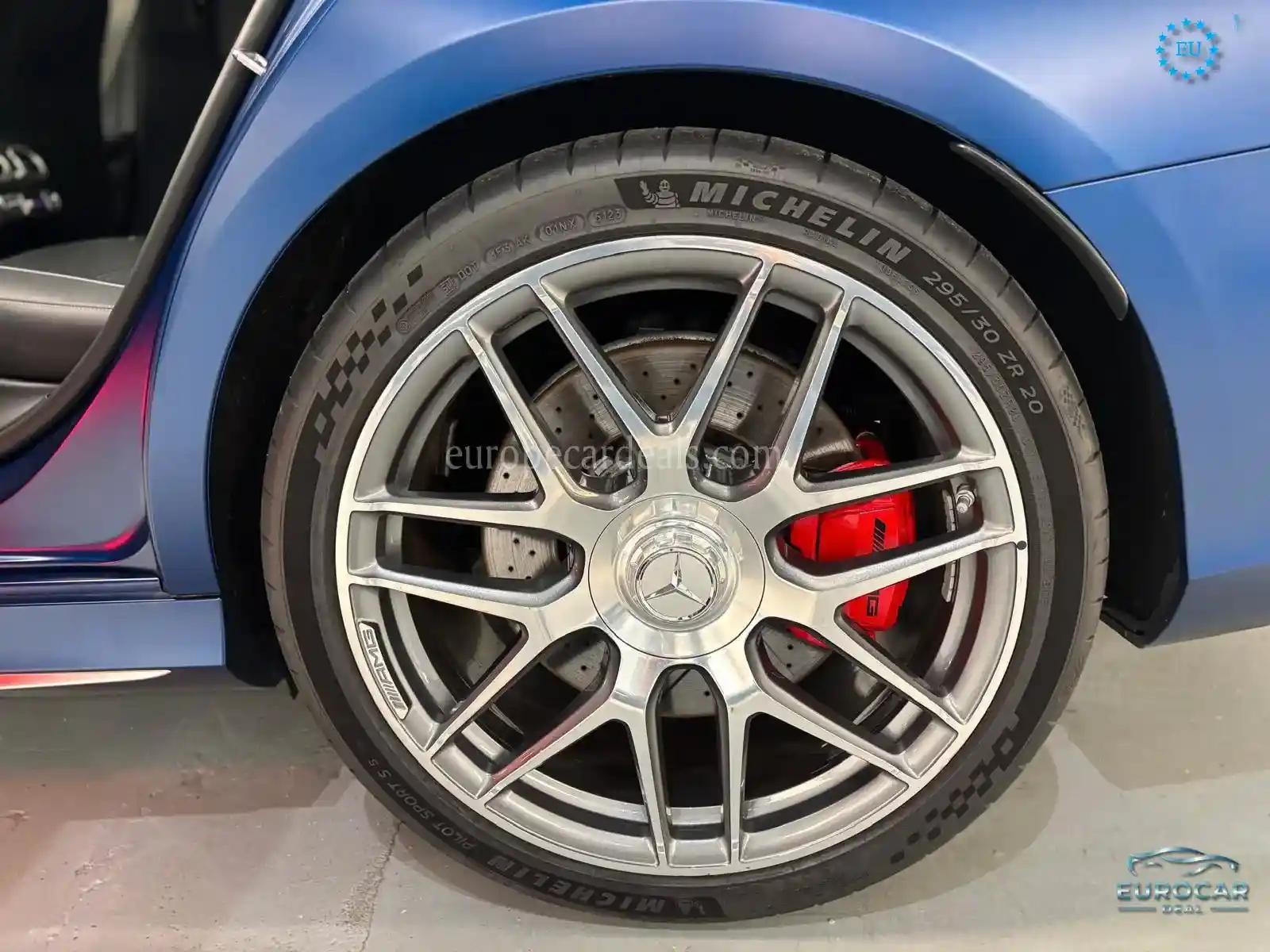 Mercedes-Benz E 63 AMG