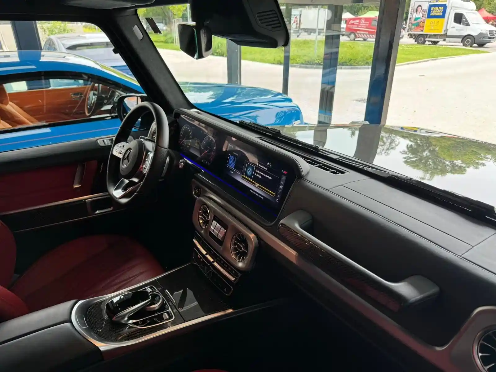 Mercedes-Benz G 500