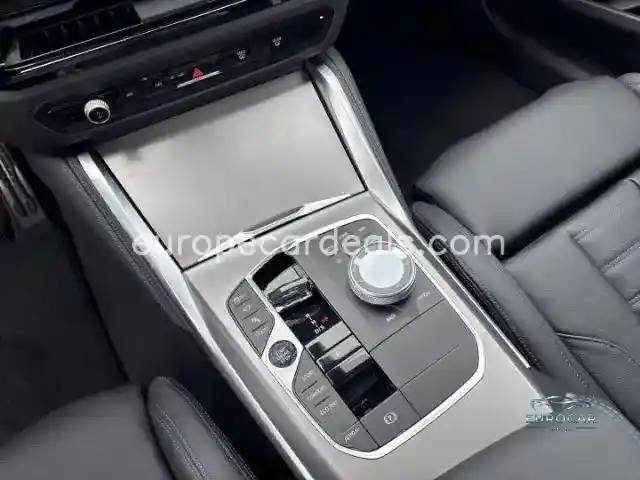 BMW M240i