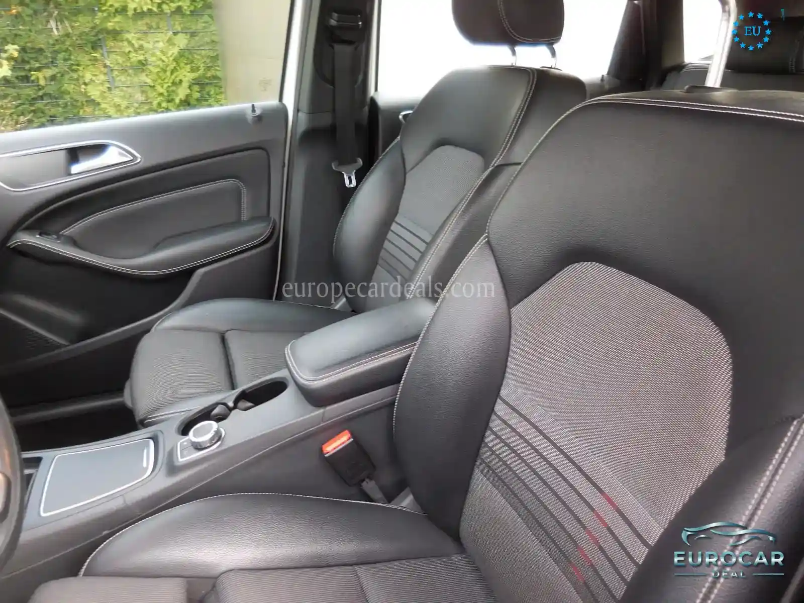 Mercedes-Benz B 220