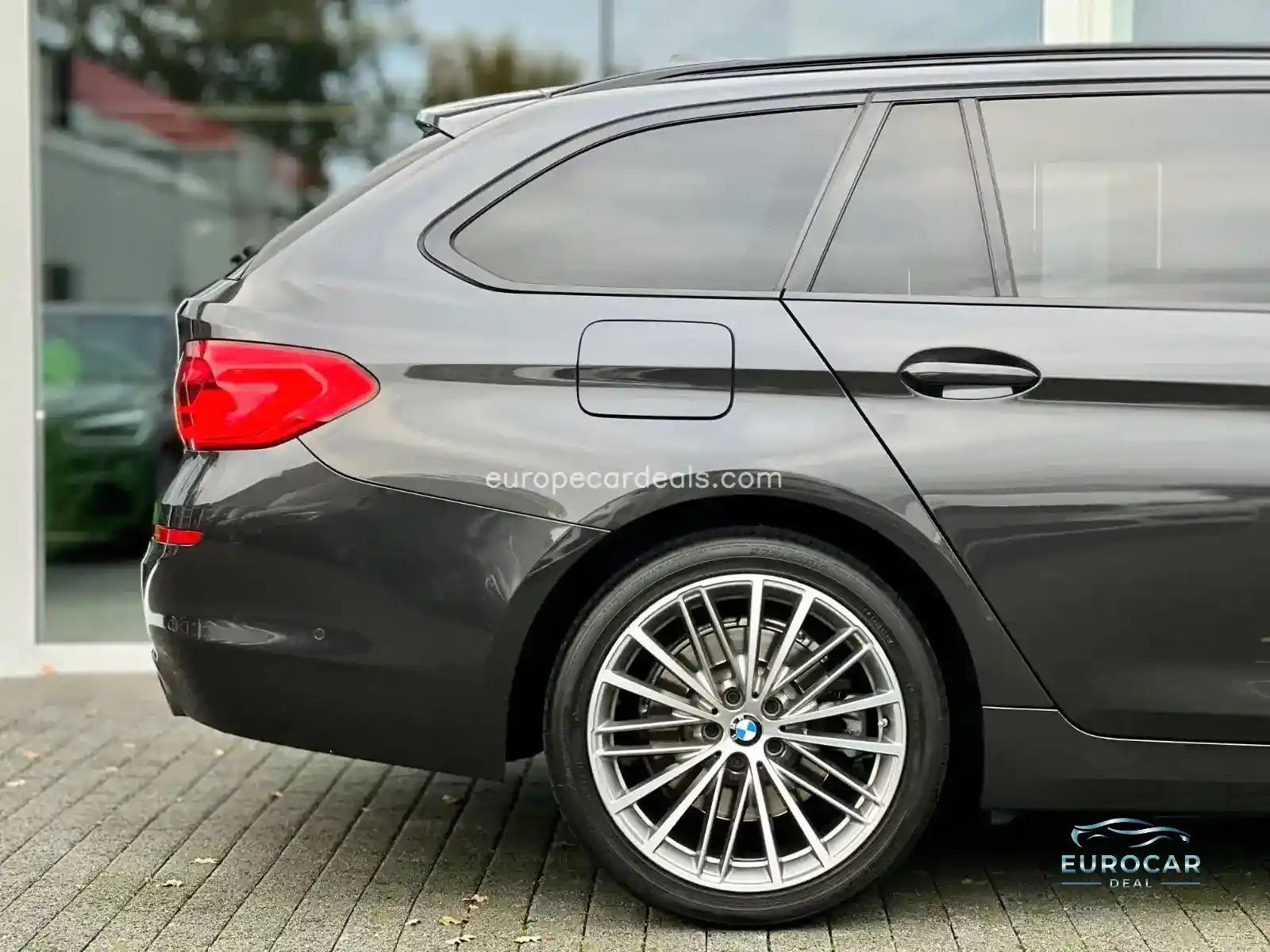 BMW 525