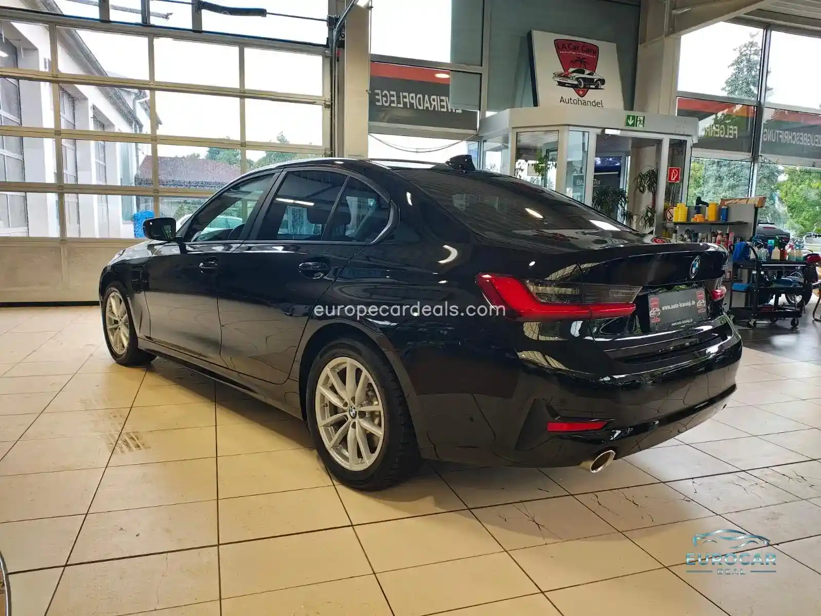 BMW 330