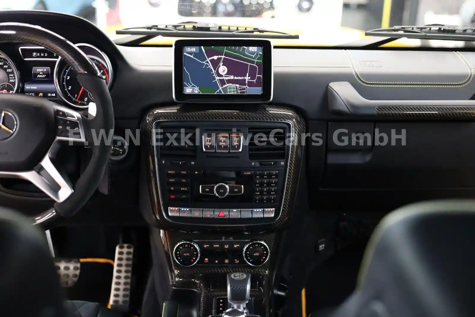 Mercedes-Benz G 500