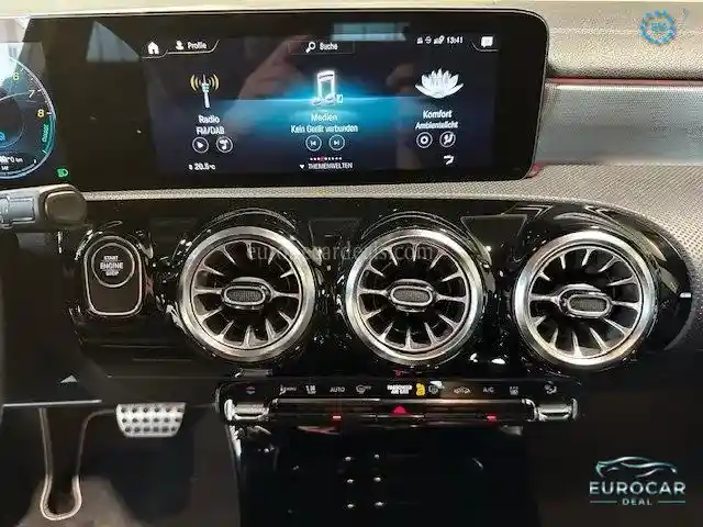 Mercedes-Benz A 250